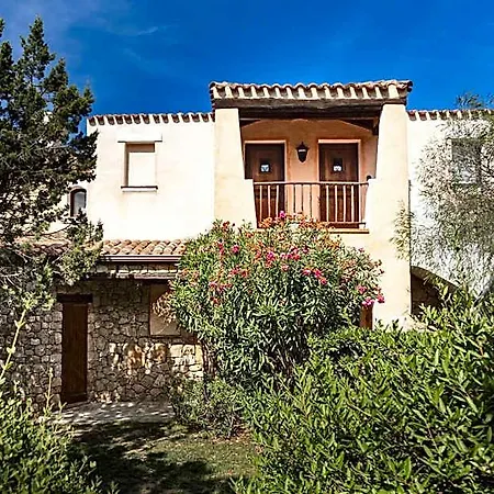 Il Giardino Degli Oleandri Apartahotel 4*