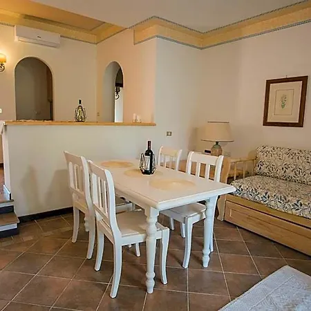 Il Giardino Degli Oleandri Apartahotel 4*