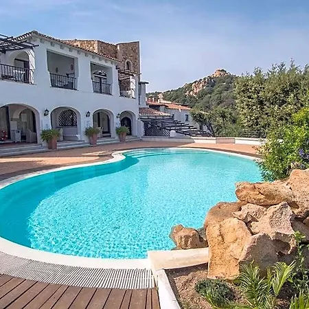 Il Giardino Degli Oleandri Hotel 4*